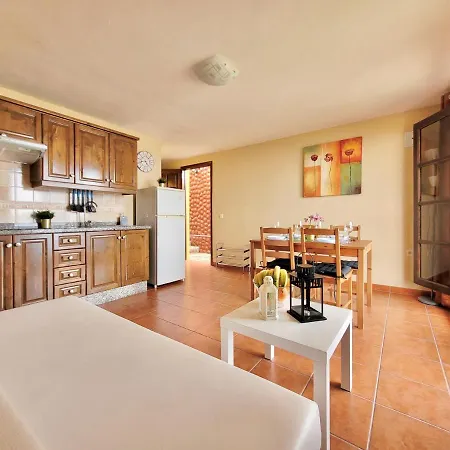 Bollullo Sunset - Bucare Апартаменты *